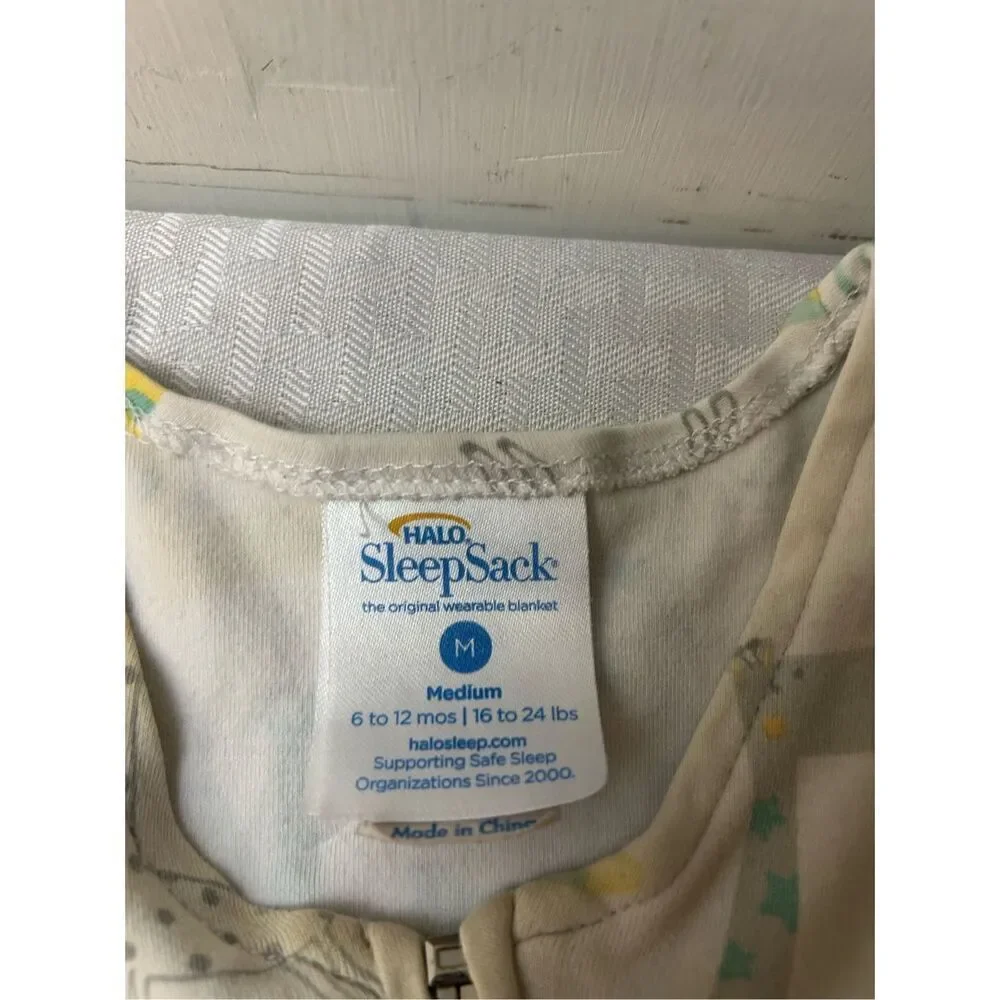 Halo Sleep sack green giraffes M 6-9m  100 cotton (discoloration around the neck